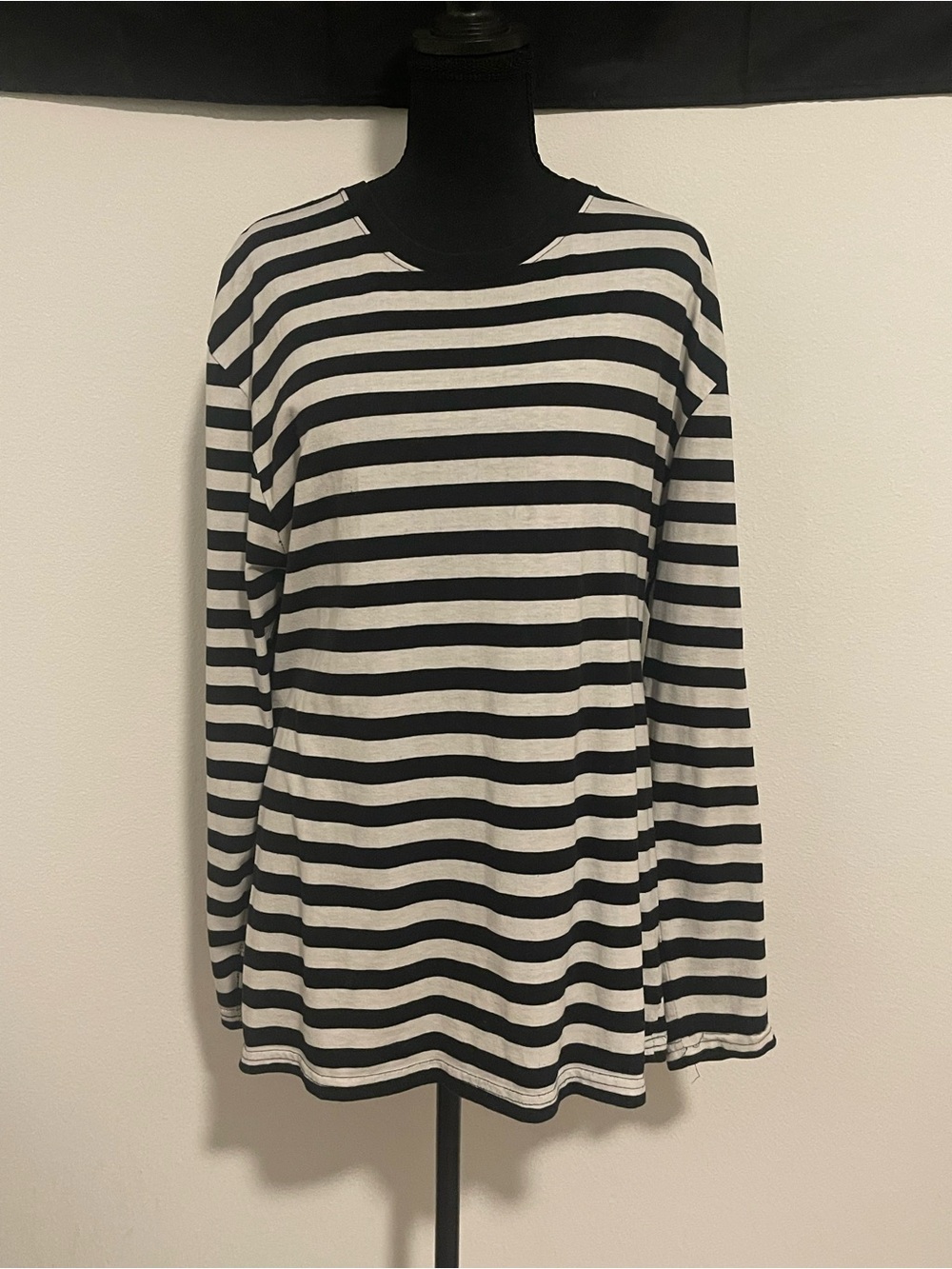 Hot Topic Black and White Striped Tee